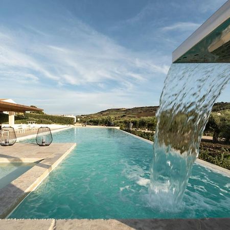 Borgo Giallonardo Wine Relais 雷阿尔蒙特 外观 照片