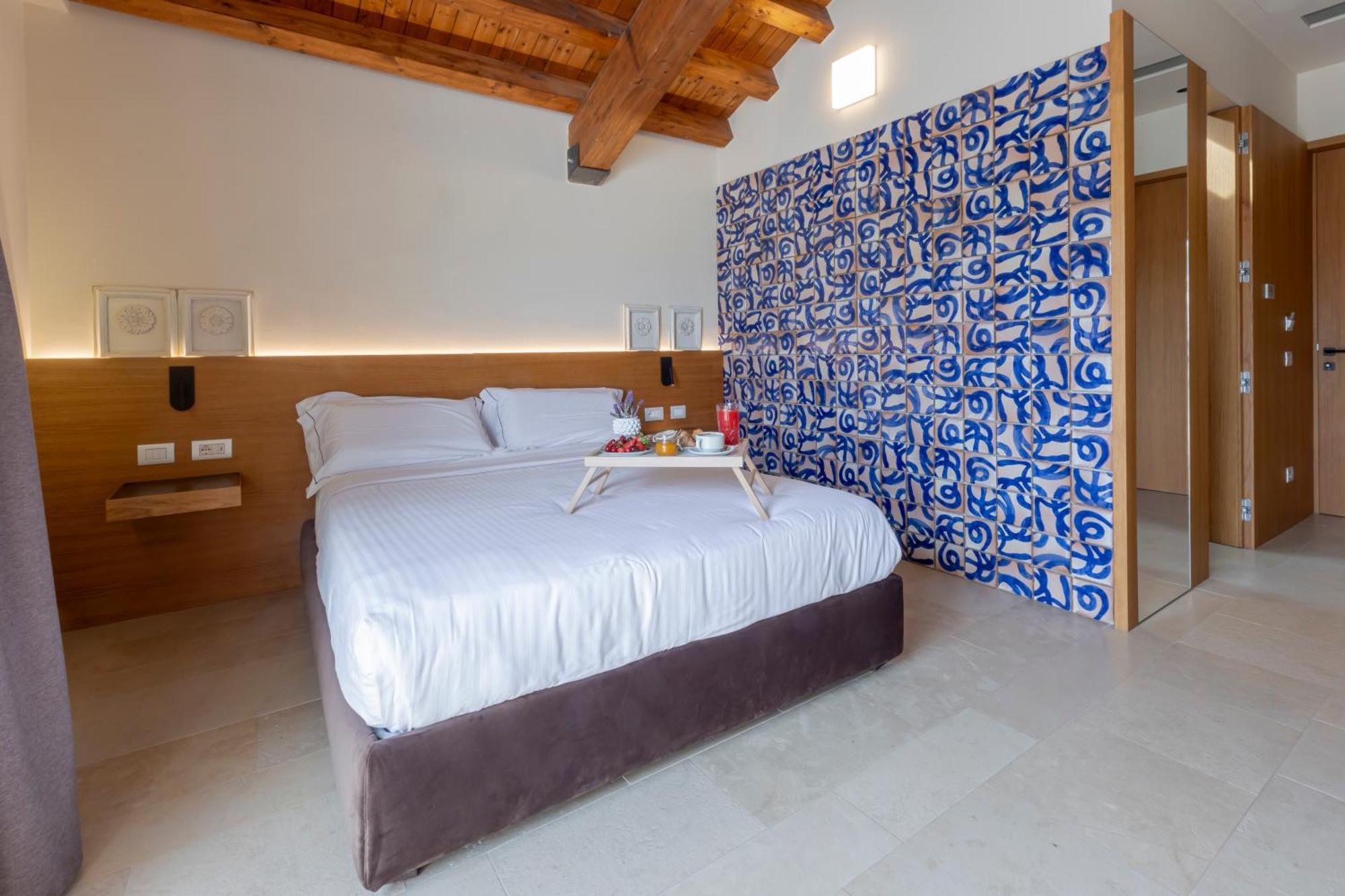 Borgo Giallonardo Wine Relais 雷阿尔蒙特 外观 照片
