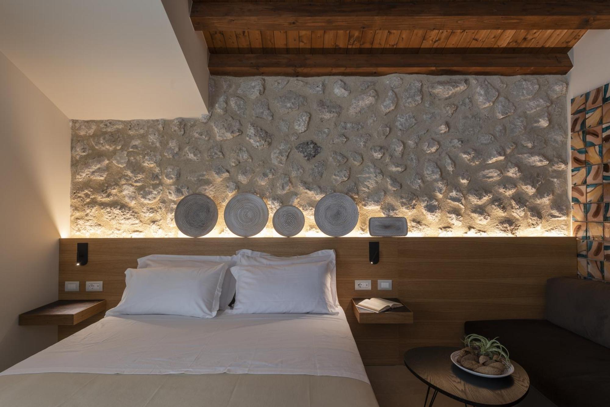 Borgo Giallonardo Wine Relais 雷阿尔蒙特 外观 照片