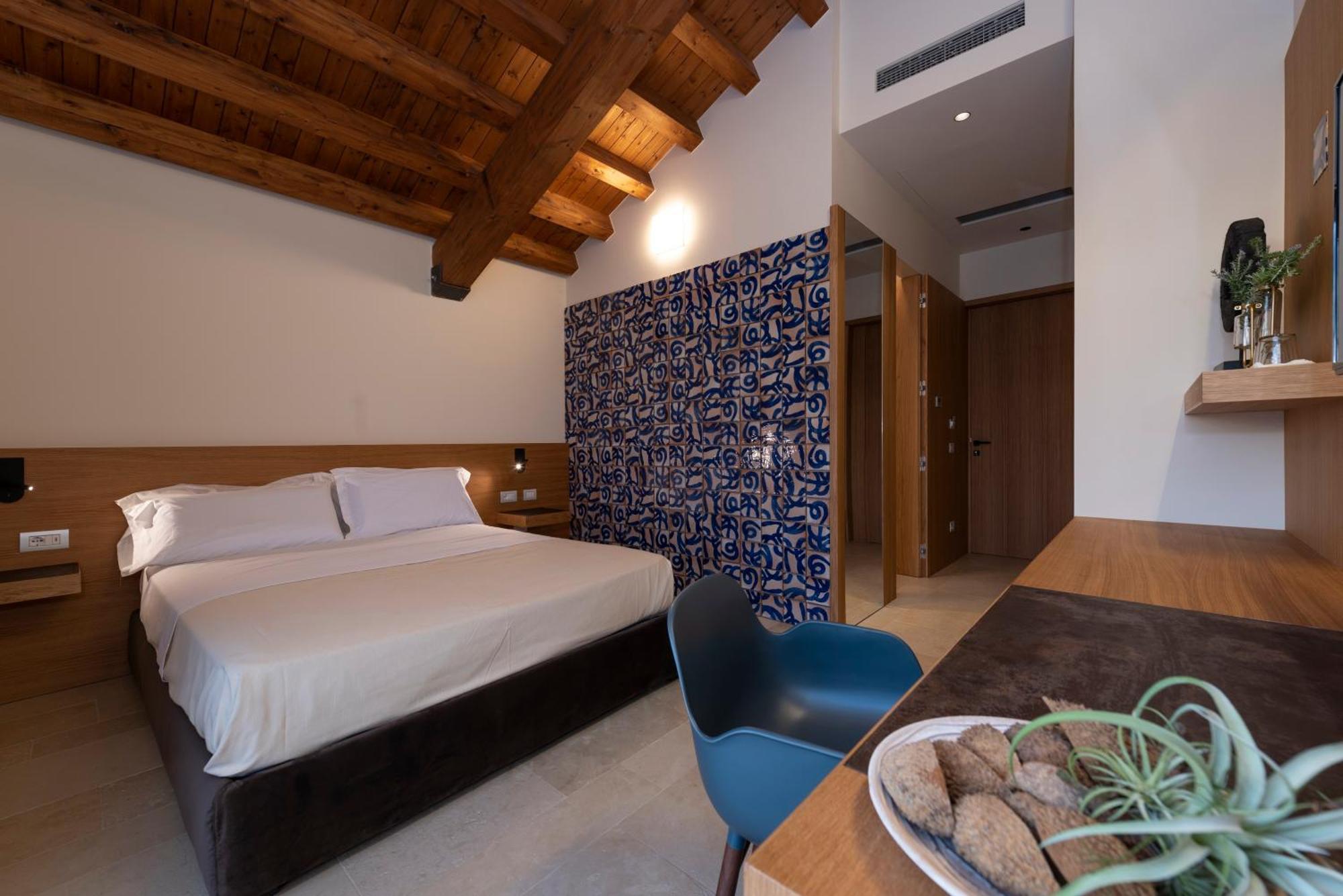 Borgo Giallonardo Wine Relais 雷阿尔蒙特 外观 照片