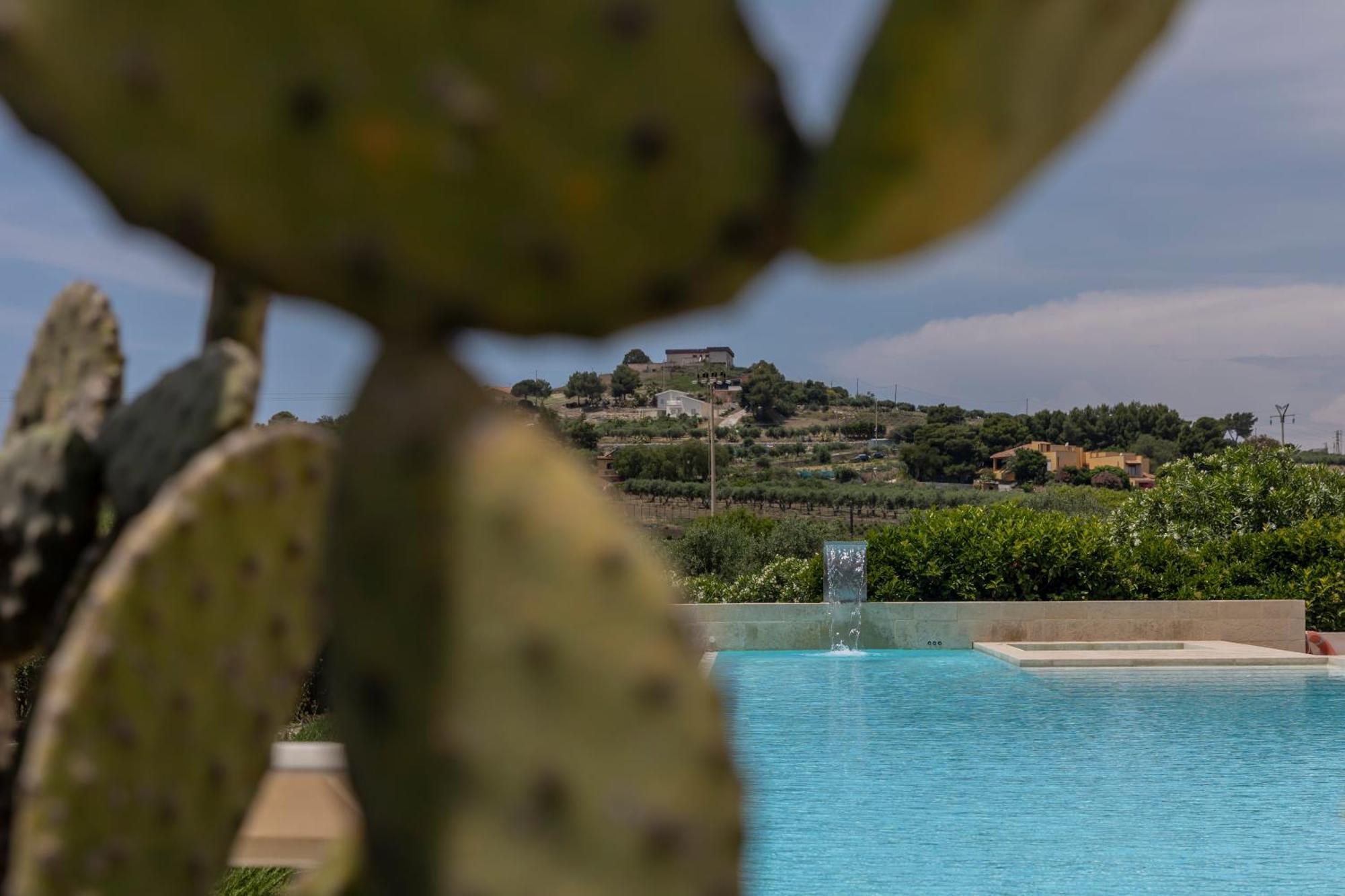 Borgo Giallonardo Wine Relais 雷阿尔蒙特 外观 照片