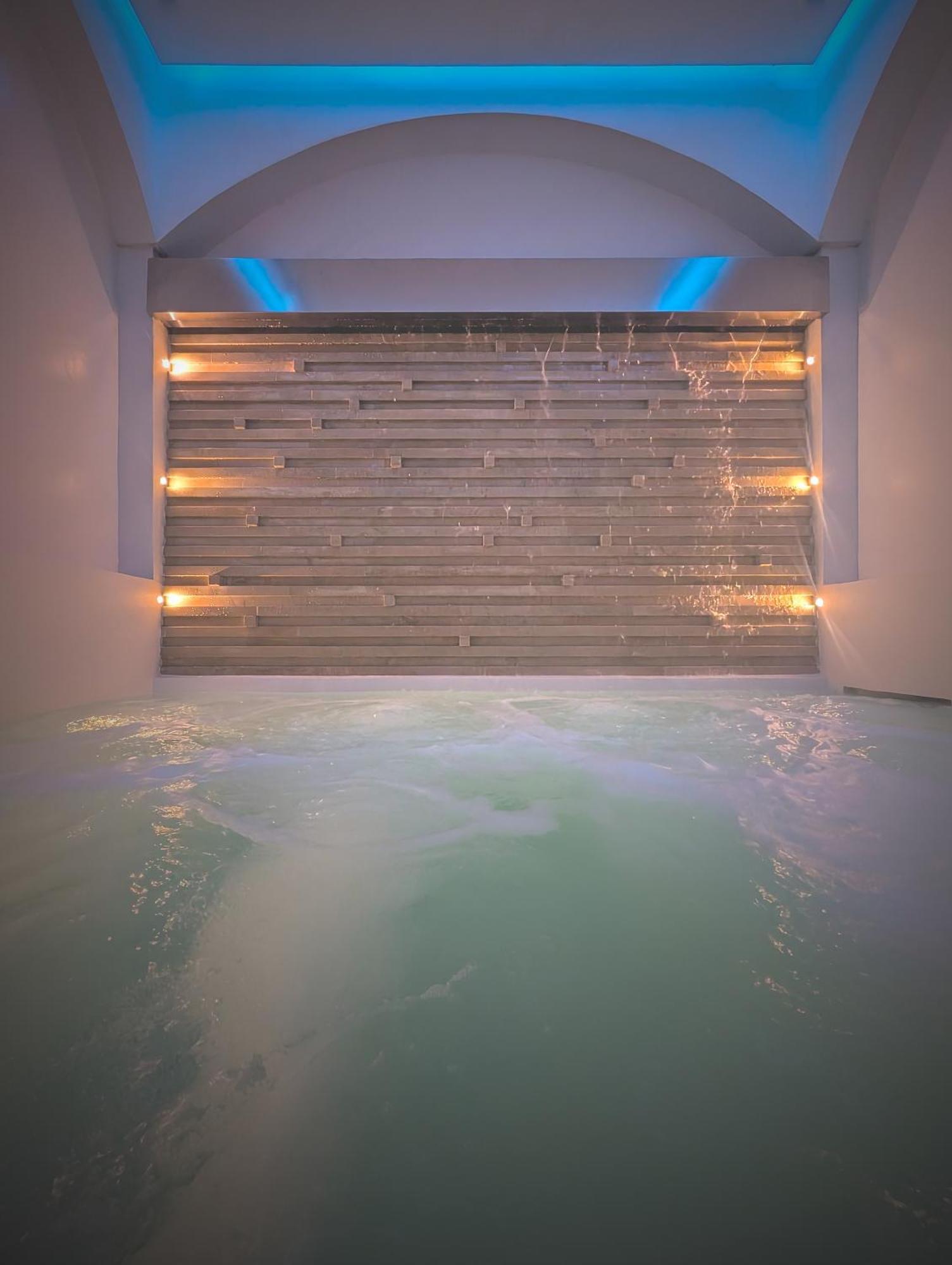 Borgo Giallonardo Wine Relais 雷阿尔蒙特 外观 照片