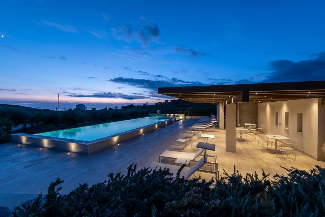 Borgo Giallonardo Wine Relais 雷阿尔蒙特 外观 照片