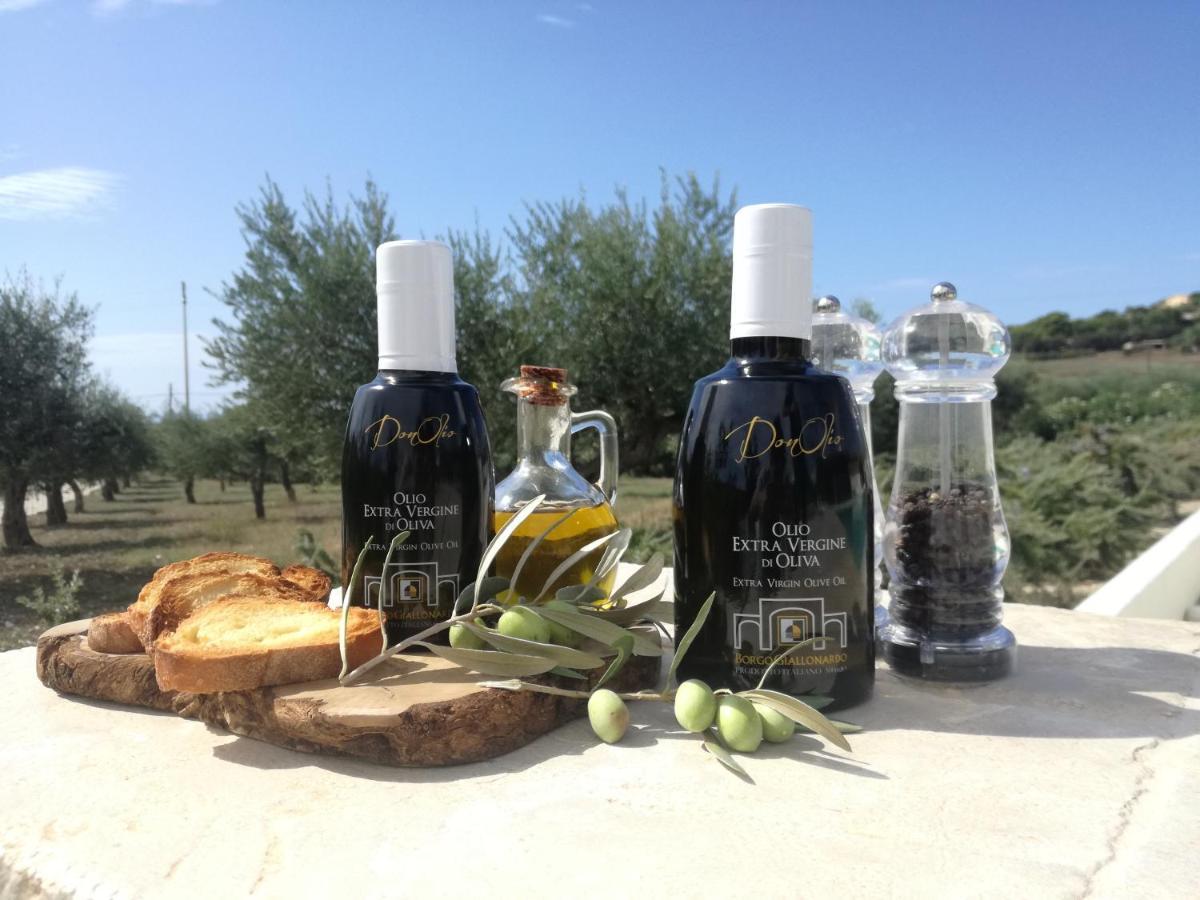 Borgo Giallonardo Wine Relais 雷阿尔蒙特 外观 照片